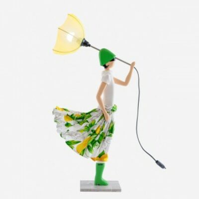 tonika-little-girl-table-lamp copia